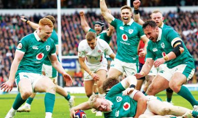 Ireland celebrate Jamie Osborne’s try