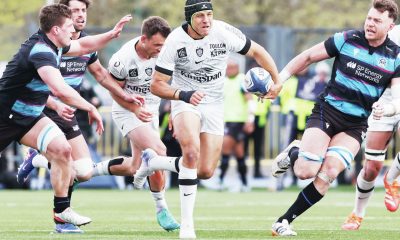 Nacho Brex breaks through to score the winning try for Toulon